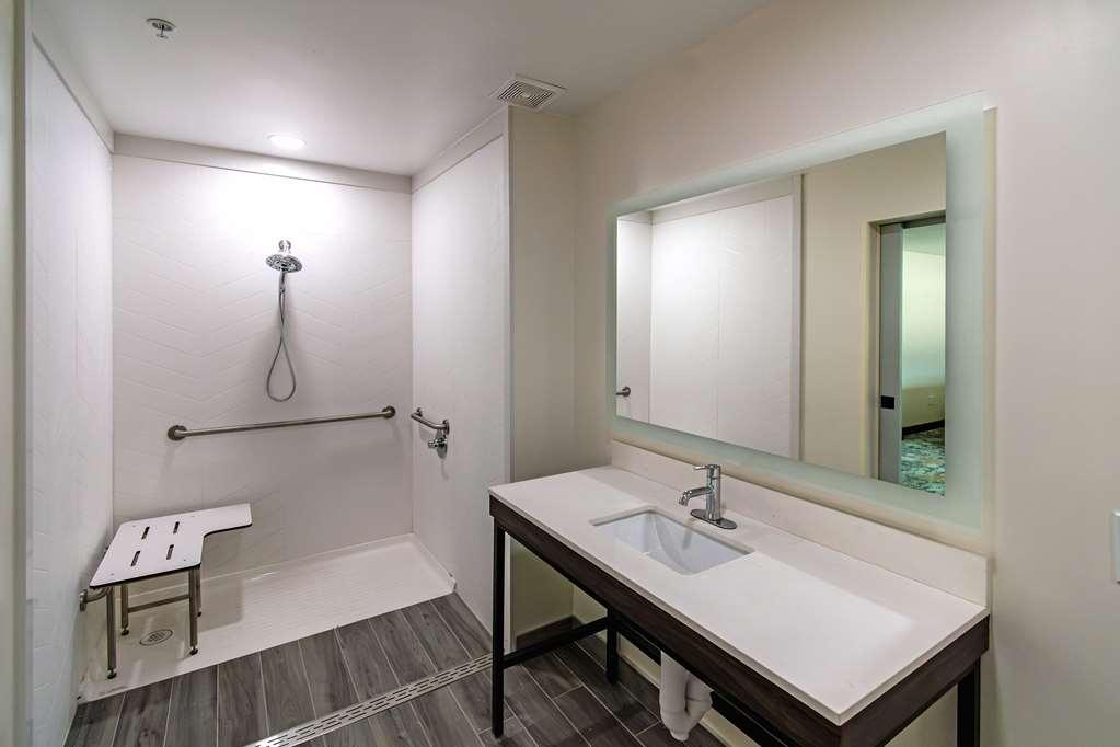 The Ellsworth Hotel, Ascend Hotel Collection Williams Room photo