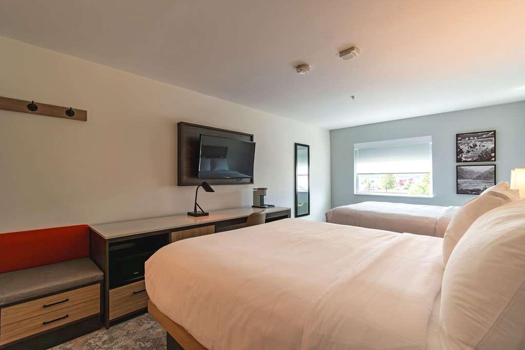 The Ellsworth Hotel, Ascend Hotel Collection Williams Room photo