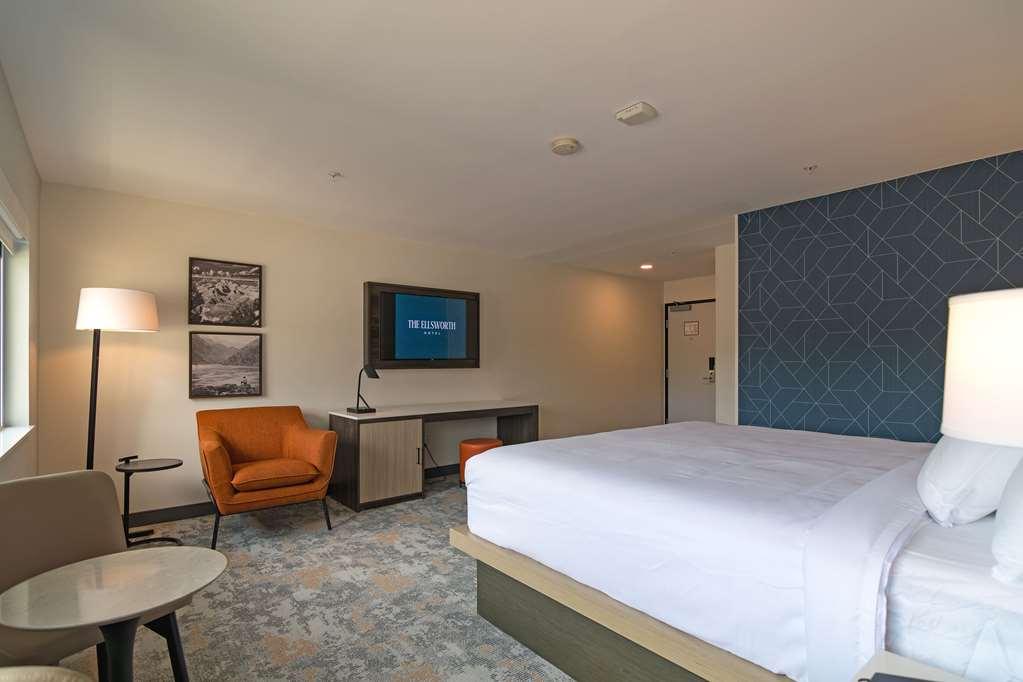The Ellsworth Hotel, Ascend Hotel Collection Williams Room photo